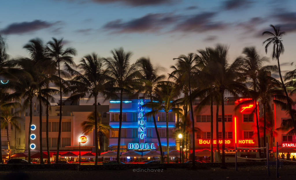 Top Photography Spots Miami Beach Neon signs on ocean drive Best Miami Beach Photography Spots